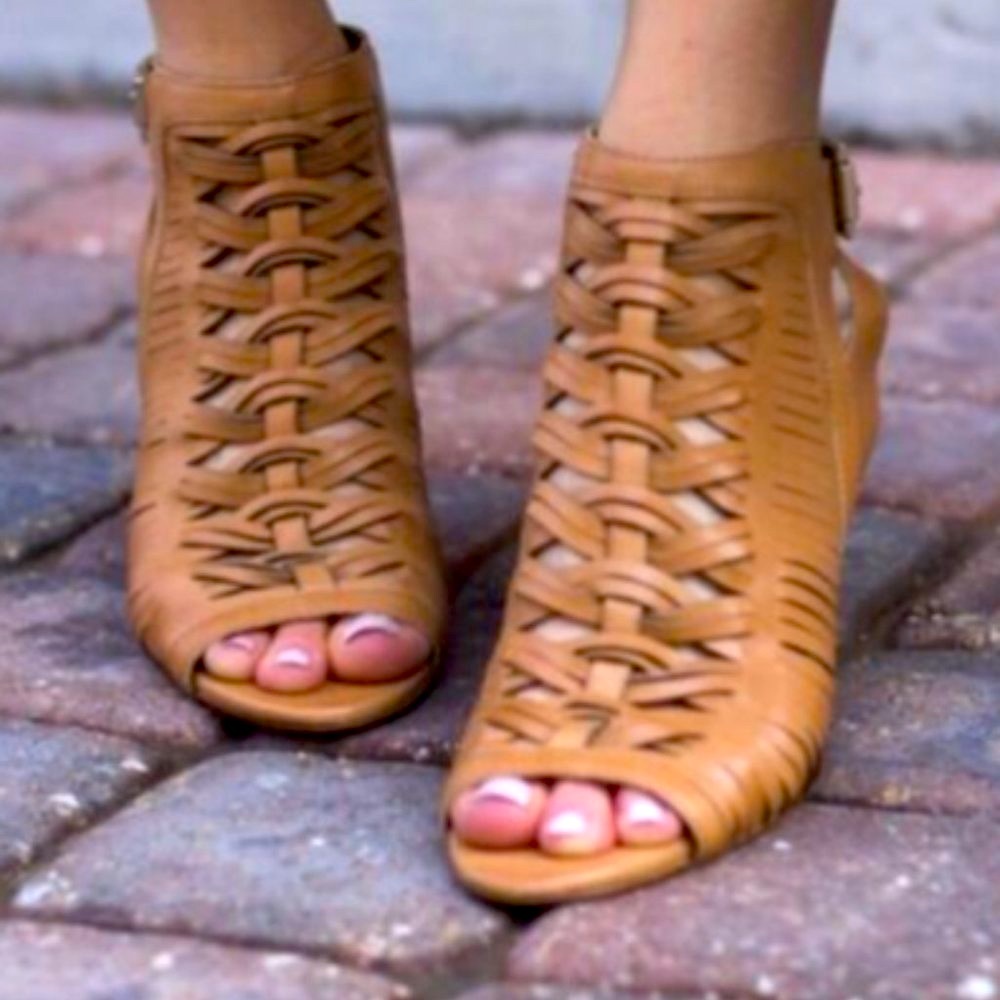 Vince Camuto Emore Leather Tan Woven Cone Heel Sandals, Size 7